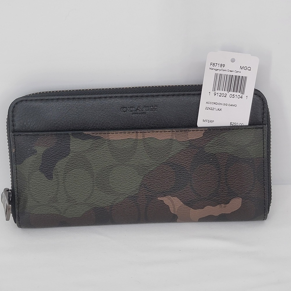 Coach Zip Wallet Signature Camo Mahogany Dark Green NEW